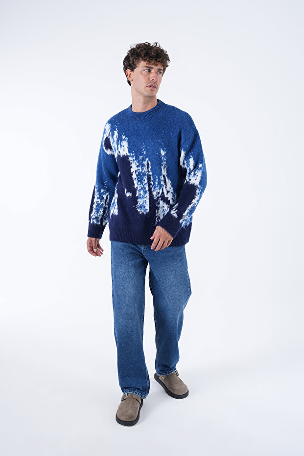 Fleece-Lined Crew Neck Gradient Pattern Sweater - 4