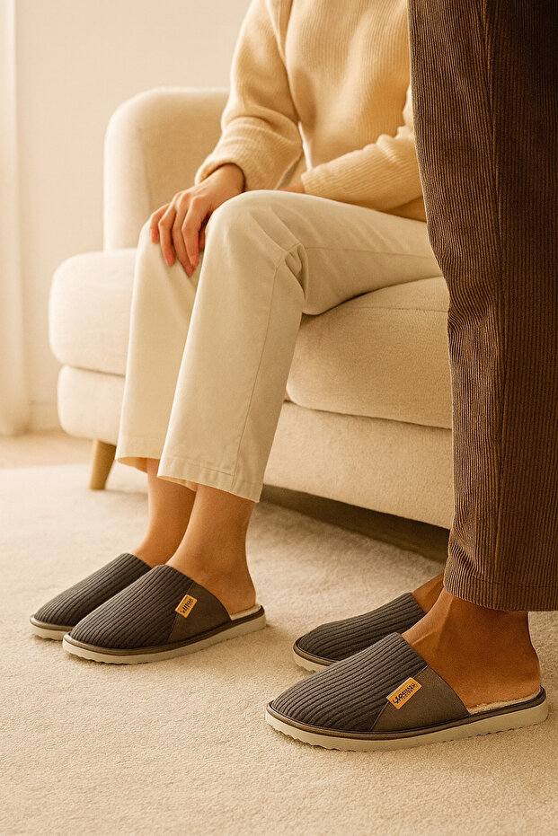 Unisex Gray Velvet Leather Detailed House Slippers Byndhome02