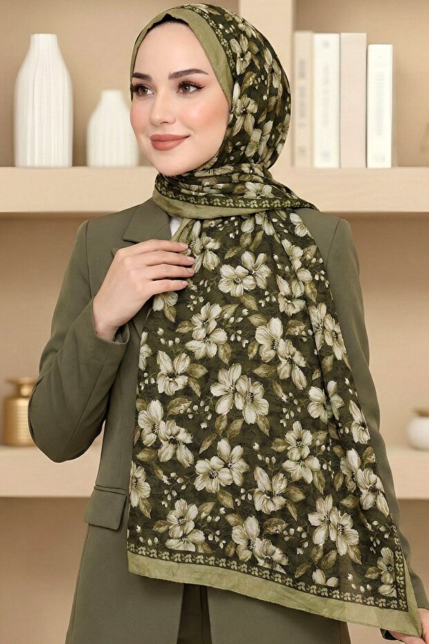 Women's Green Floral Patterned Bamboo Crush Shawl