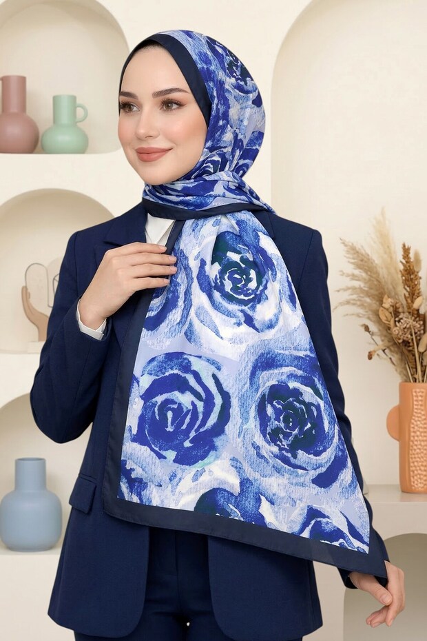 Women's Navy Blue Rose Patterned Soft Shawl