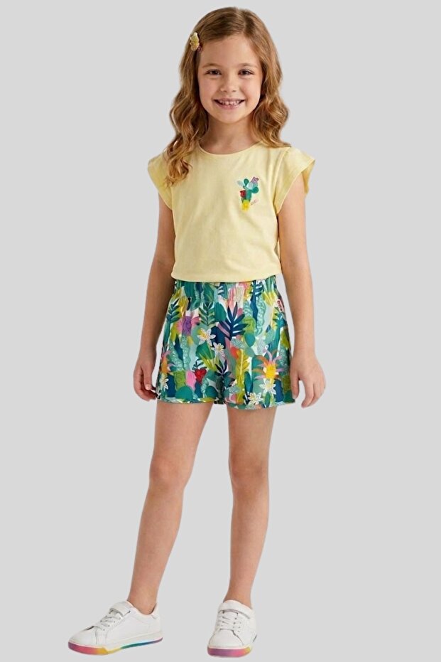 Girl's Patterned Shorts and Ruffle Sleeve T-Shirt 2-Piece Summer Set