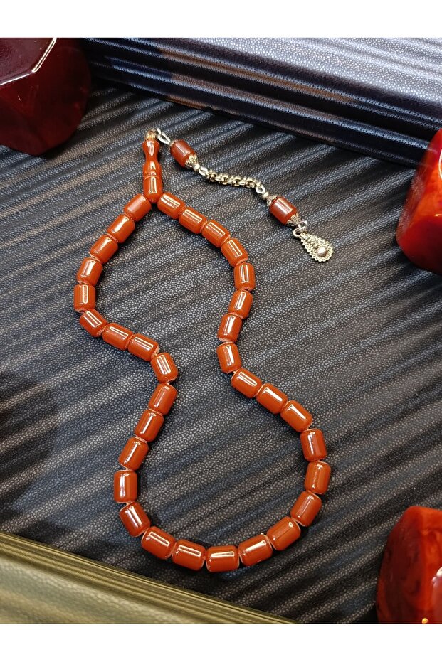 Cubberry Cayenne Red Praying Beads Brown Color