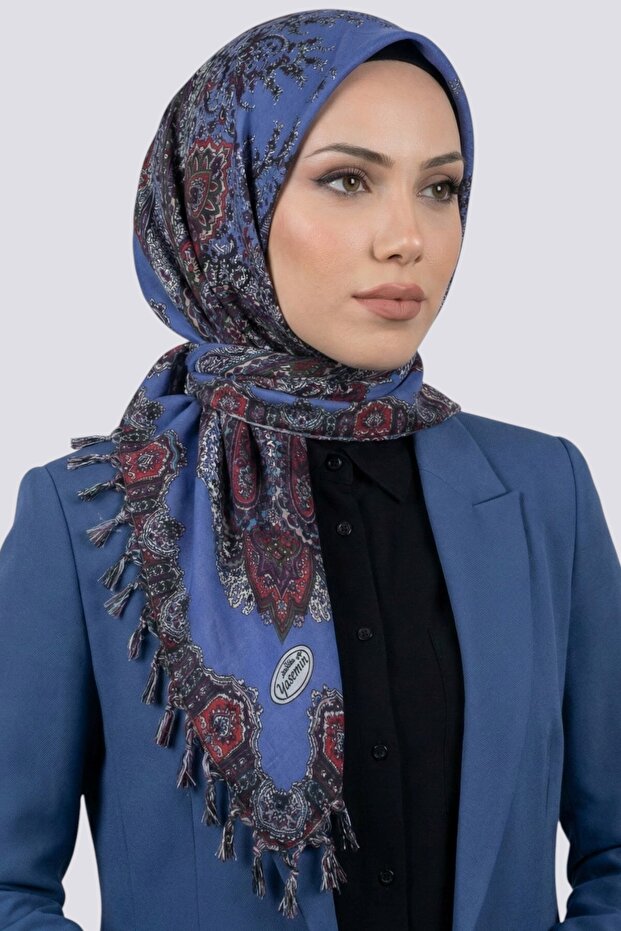 Women's Blue Shawl with Patterned Pull-On Beads for Writing
