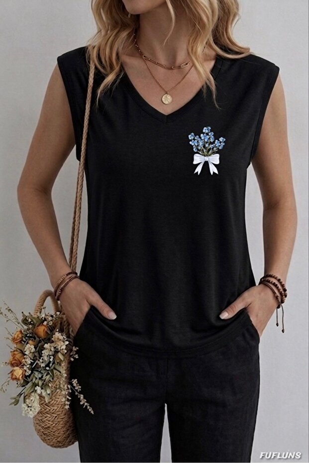 Mini Blue Flowers Ribbon Printed Women's Oversize Sleeveless T-Shirt