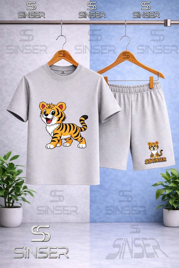 Children's Sinser Kaplan Standing Printed Crew Neck T-Shirt - Shorts Set