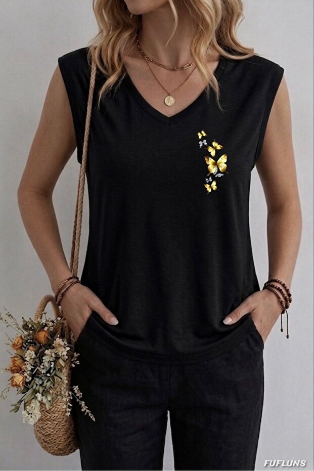 Small Butterflies Printed Women's Oversize Sleeveless T-Shirt