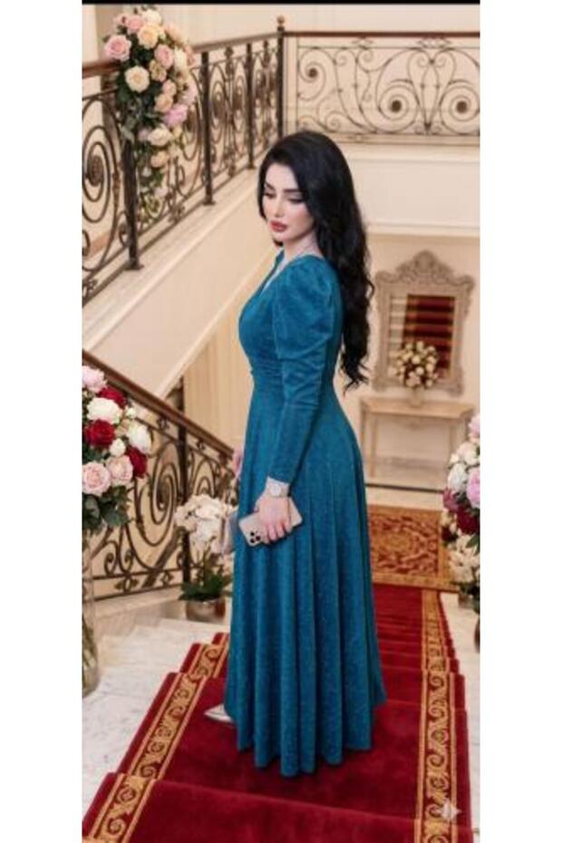 فستان تركواز لامع