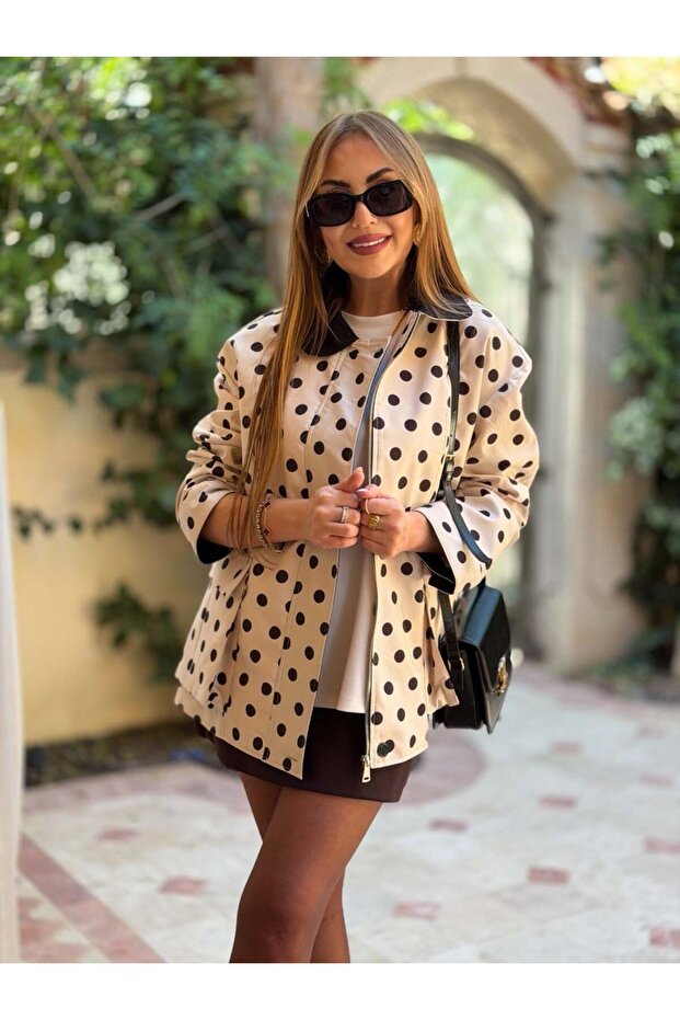 Nox Women's Mono Collar Lined Polka Dot Short Trench Coat