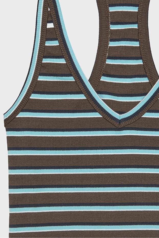 Ribbed striped top - 8