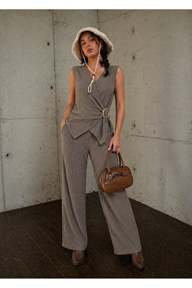 Women's Mink Accessoryed Wrinkled Blouse and Trousers Set 2334