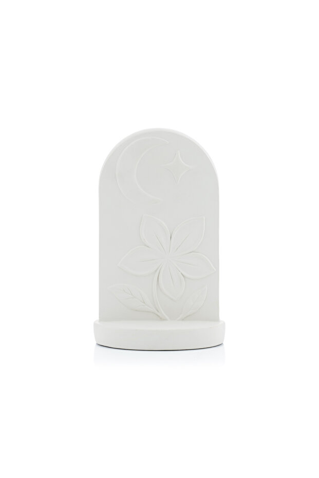 White Decor with Crescent Pattern from Naqaa - 1