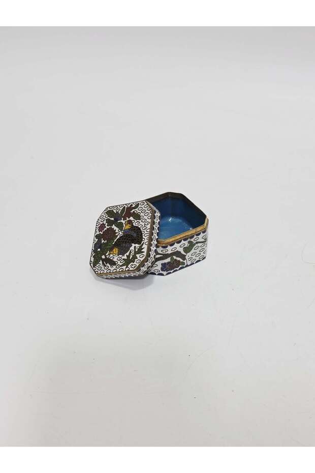Antique Cloisonne Miniature Box 5,5X5,5X4Cm 015