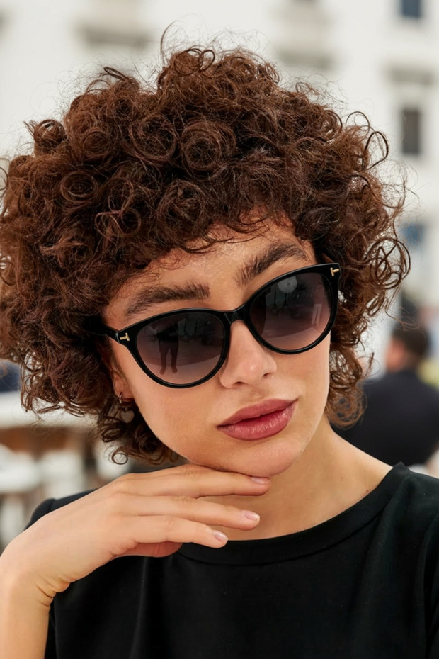 نظارات شمسية ميلورا توكالا كات آي خفيفة الوزن للغاية باللون الأسود المتدرج