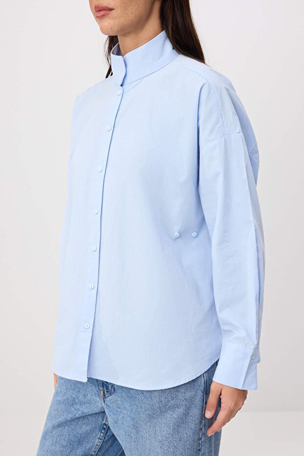 Trendyol Studio Açık Mavi Oversize Asimetrik Pamuklu Poplin Gömlek TWOAW26GO00106 - 3