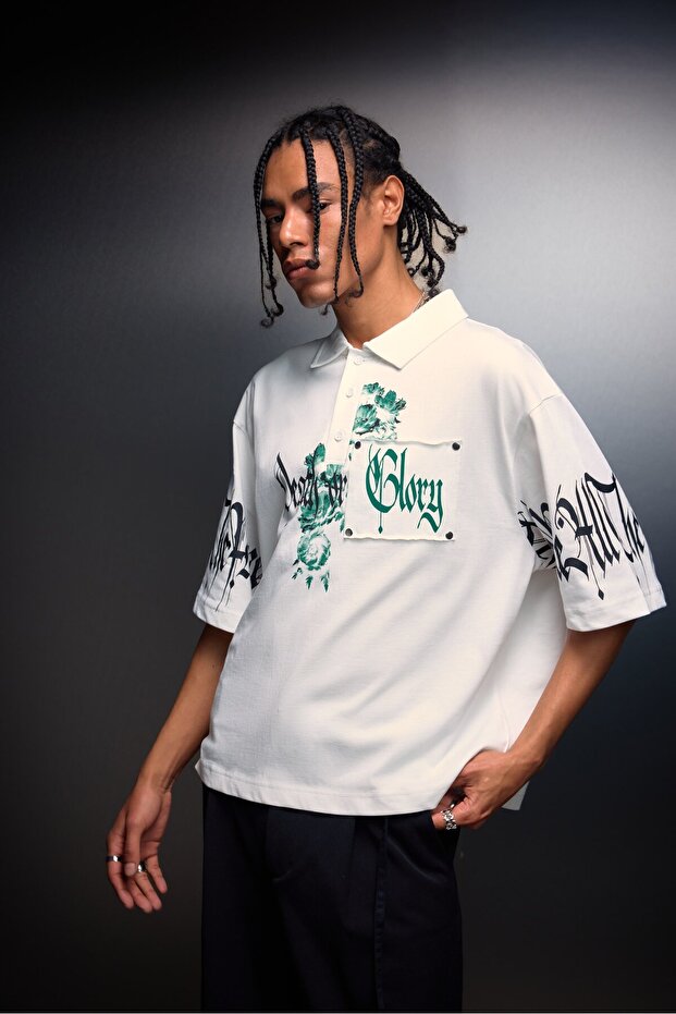 تيشيرت رجالي أبيض اللون من نوع Death or Glory Patchli Box Fit بياقة بولو