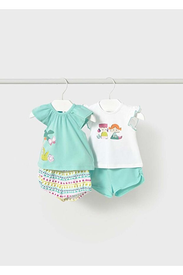 Newborn Girl Knitted 4-Piece Set with Shorts