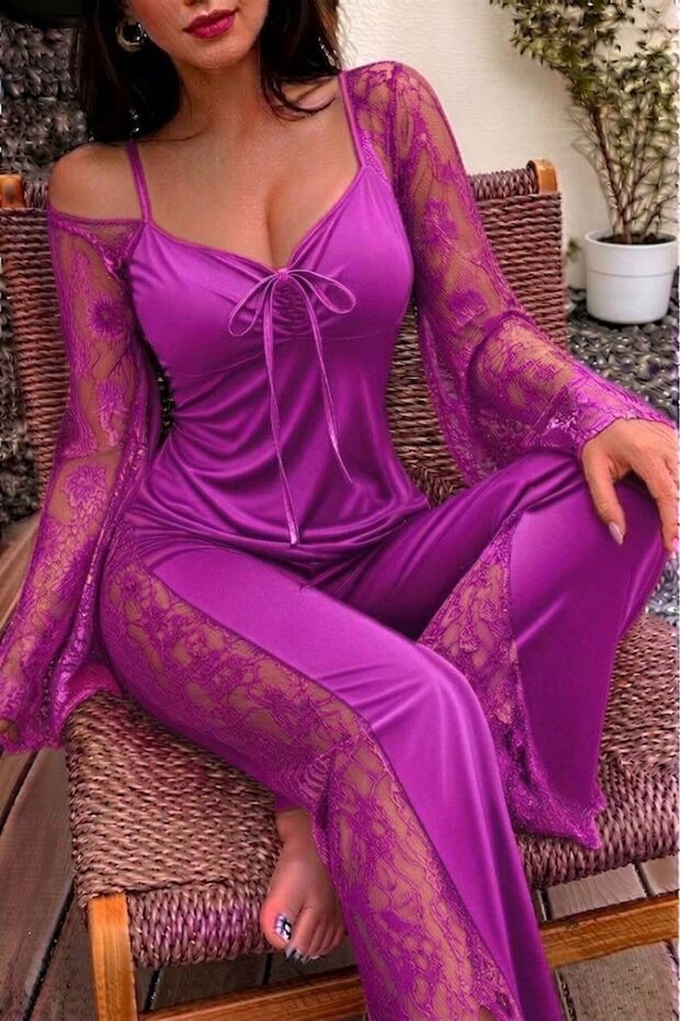 Stylish Pajama Set with Lace Detail