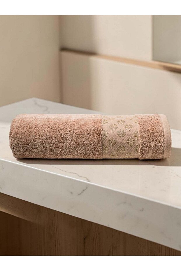 Noreza Bath Towel, 550 GSM, 100% Cotton, Utra Soft and Absorbent, Quick Drying for Home & Spa