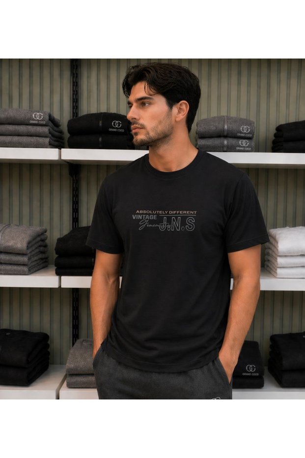 Men's Black Lycra Single Jersey Fabric Crew Neck Short Sleeve T-Shirt