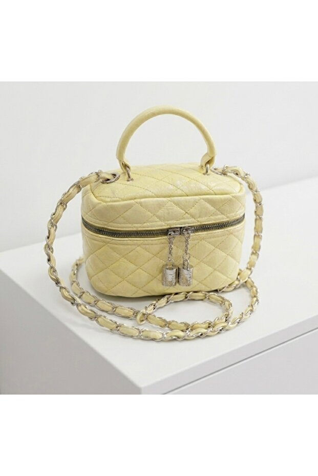 Quilted Patterned Makeup Bag in the Form of a Mini Vanity Bag, Shoulder and Hand Bag (Height 12 cm Width 17 cm)