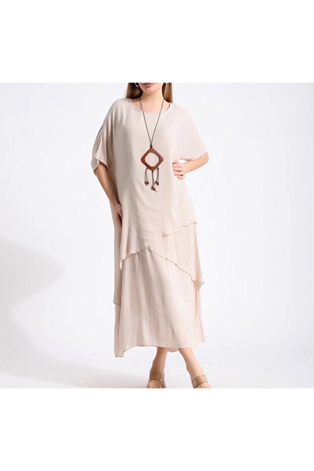 Authentic Pleated Viscose Dress with a Necklace