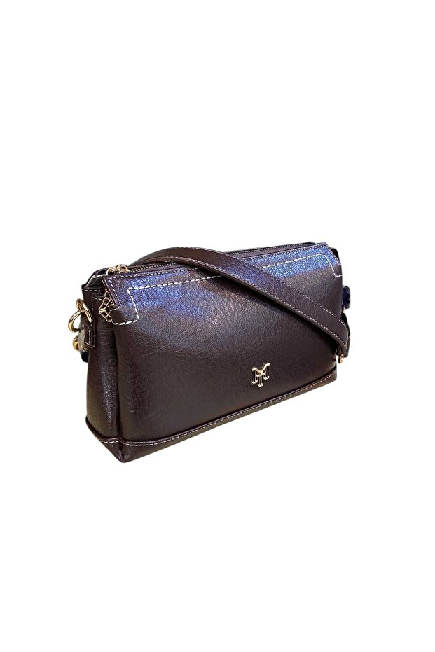 A Stylish and Eye-Catching Amazing Bag in Brown