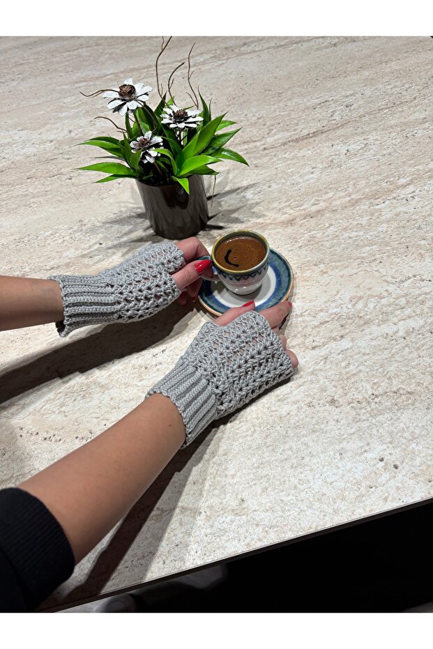 Handmade Fingerless Gloves/ Stylish Openwork Design/ Winter Women's Gloves