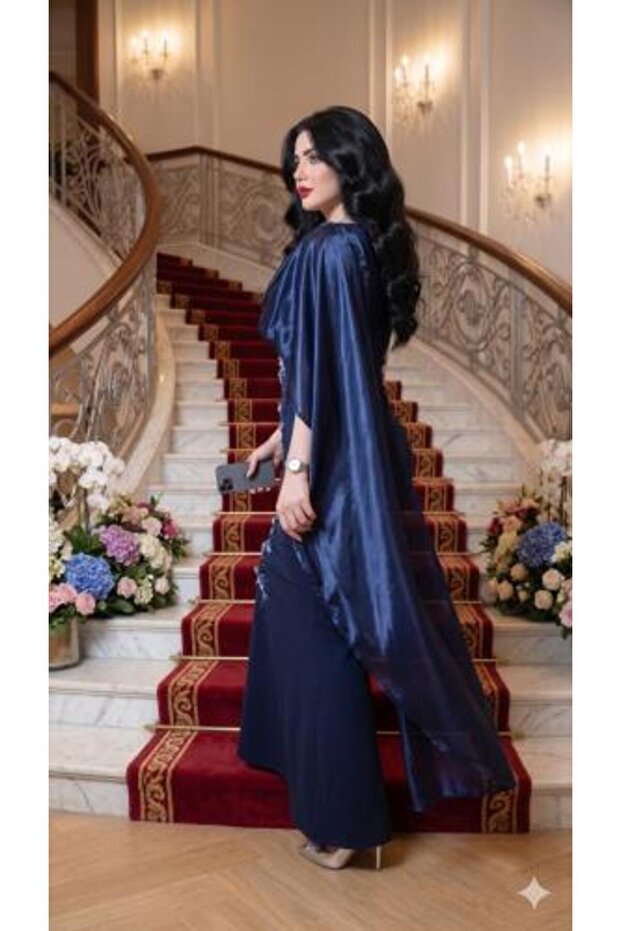 فستان كحلي بكاب ساتان