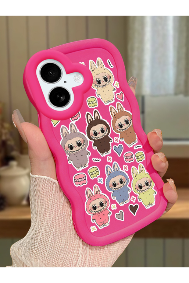 حافظة هاتف من السيليكون الأحمر البسيط المقاوم للصدمات متوافقة مع iPhone 16 بنمط Labubu