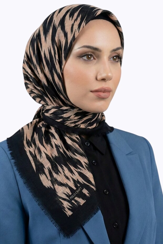 وشاح نسائي من القطن بنمط تجريدي باللون الأسود والبني
