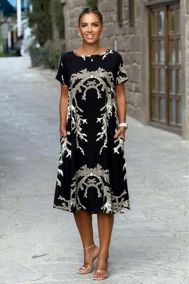 Black and Coffee Color Sea Patterned Dress
