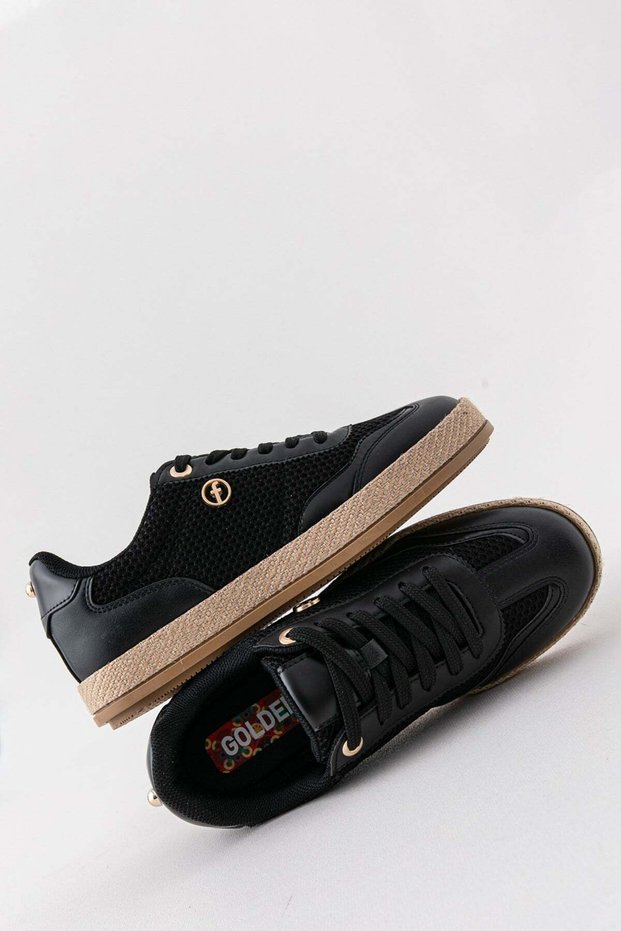 Women's Daily Black Sneakers Lace-Up Comfortable Sports Shoes