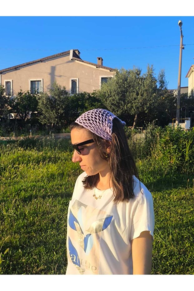 باندانا مثلثة الشكل، إكسسوار محبوك يدويًا