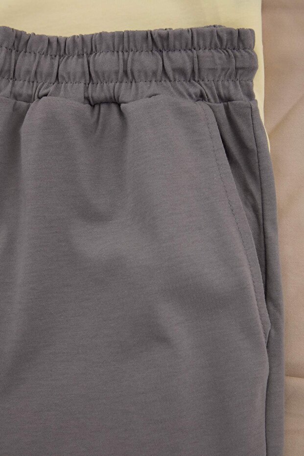 Sarı - Gri Oversize Bisiklet Nakışlı %100 Pamuk Yazlık Örme Pijama Takımı TMNSS26PT00066 - 4