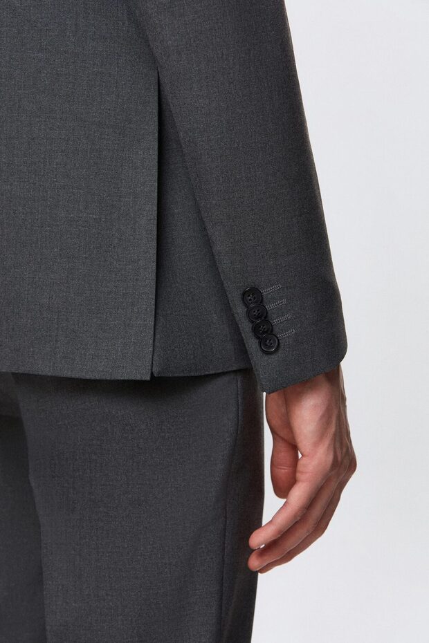 Slim Fit szürke, sima, egyszínű galléros, dupla sliccelt, bélelt öltöny - 7