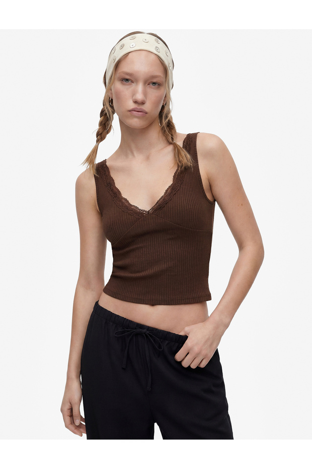 Cotton Lace Detailed V-Neck Sleeveless Blouse