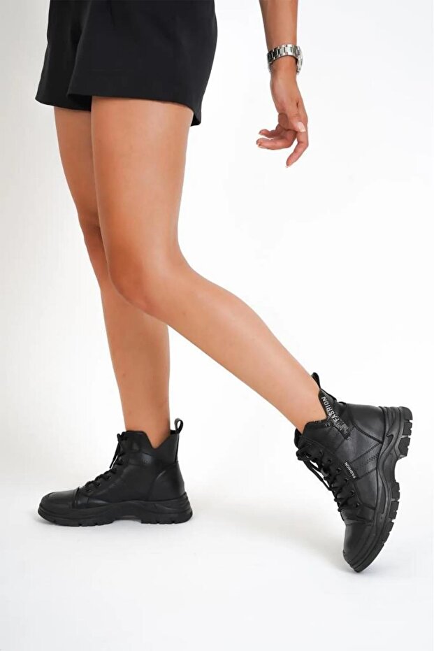 23K310-14 Women's Woolen Non-Slip Sole Leather Boots