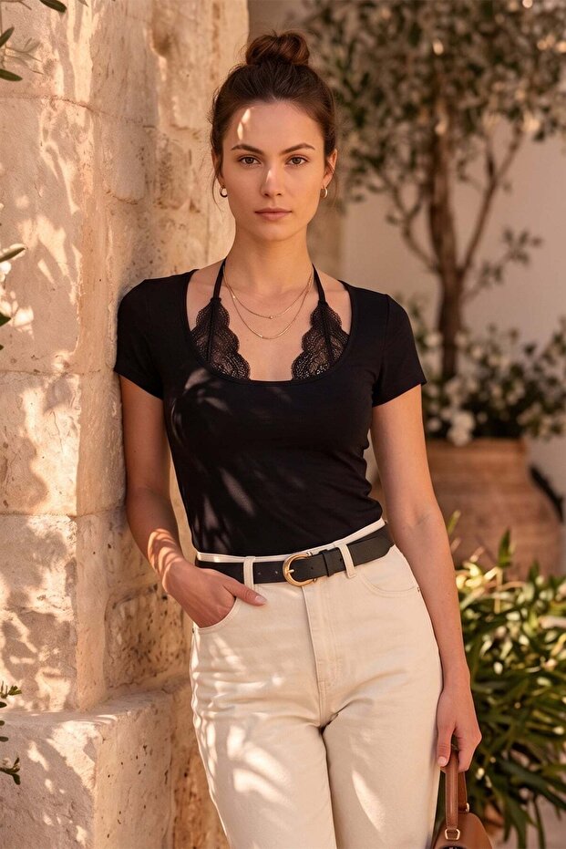 Lace Halter Neck Slim Fit Blouse