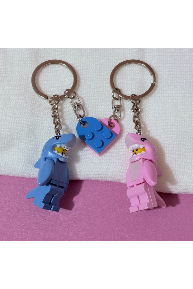02 2pcs/set Cute Blue Pink Shark Handmade Beaded Magnetic Couple Keychain Building Block Cartoon Key