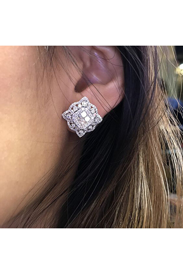 E2950 Huitan Bling Bling Cubic Zircon Stud Earrings for Women Newly Designed Temperament Elegant Bri