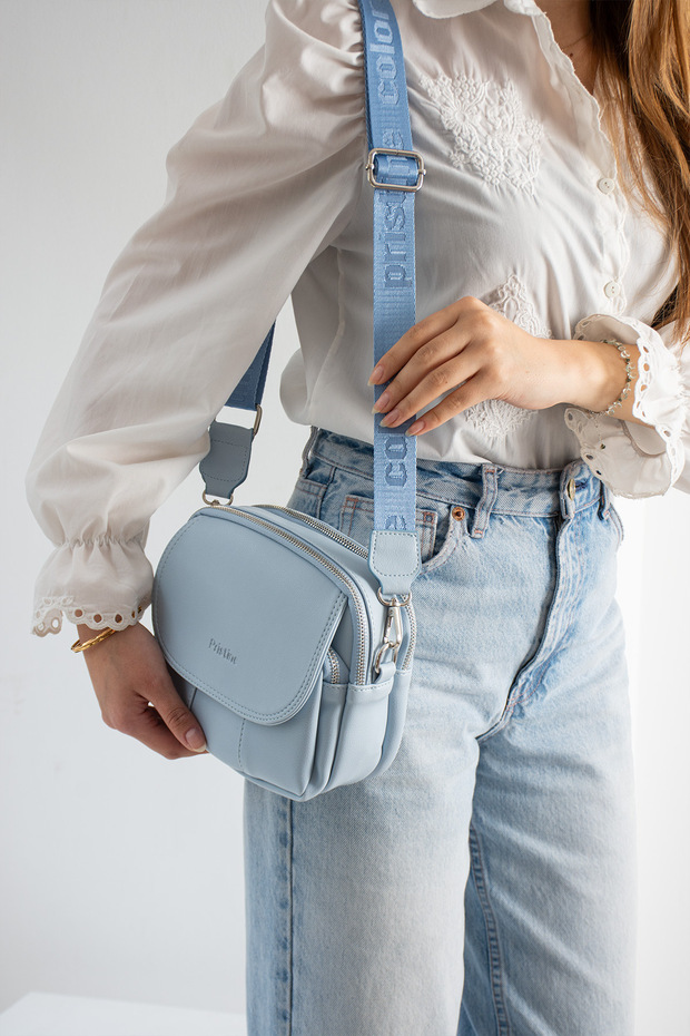 Three Compartment Crossbody Bag - 3