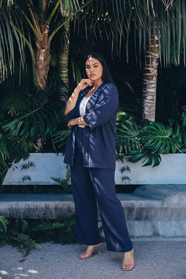 Comfortable Fit Wrinkled Fabric Trouser Suit Kimono
