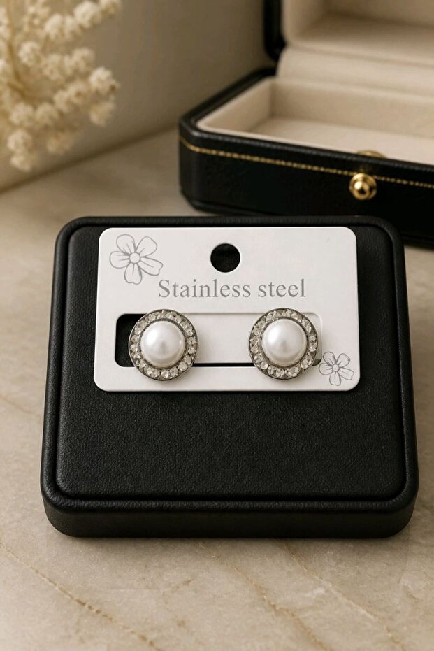 Semi-Pearl Stud Earrings