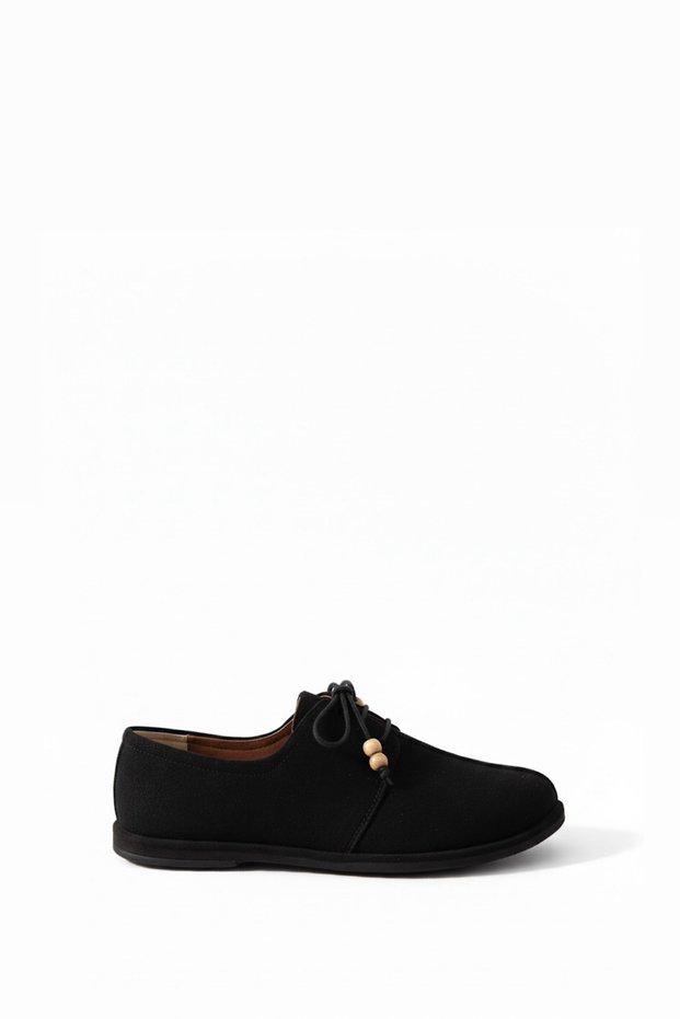 Caroline Black Women's Ballerinas with Front Stitching Detail