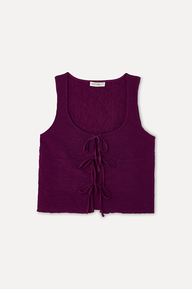 Women's Burgundy Fitted Tie-Up Sleeveless Blouse
