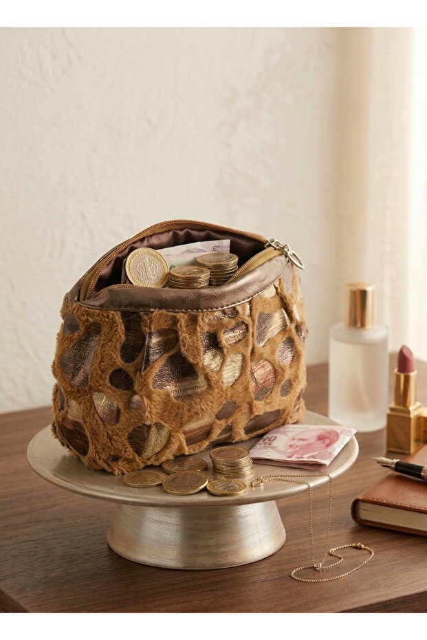 Leopard Patterned Coin and Hand Wallet - 1