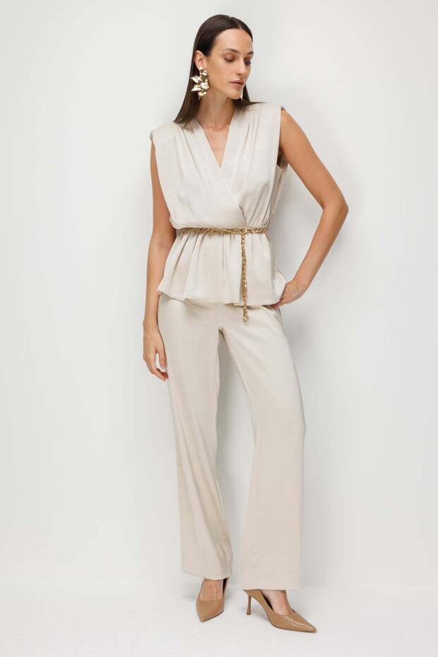Chain Belted Draped Blouse - 4