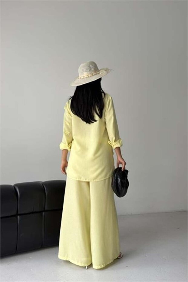 Women's Yellow Floral Appliqué Double Linen Fabric Set Dpms2642