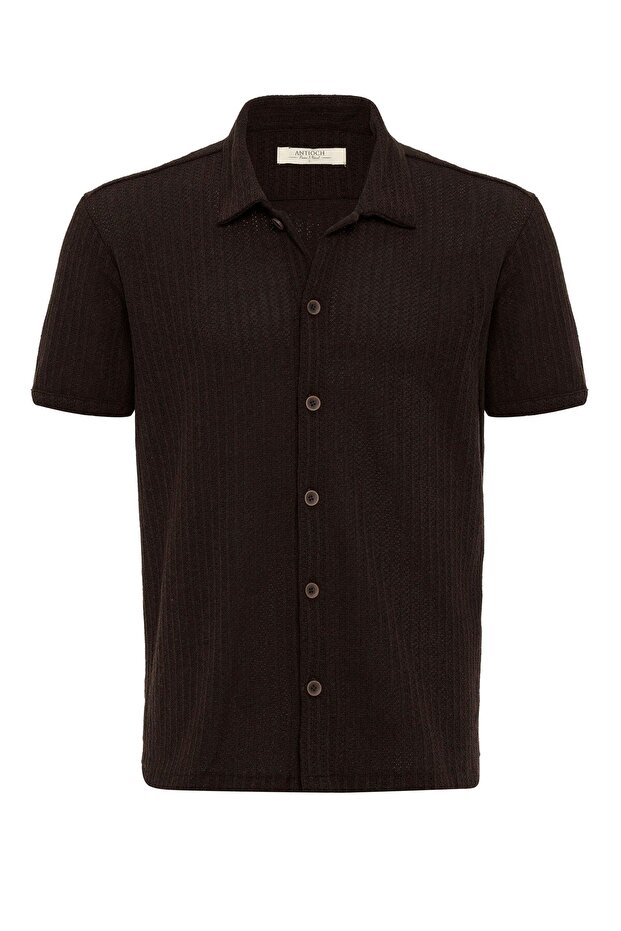 Polo neck knitted short sleeve men's shirt
