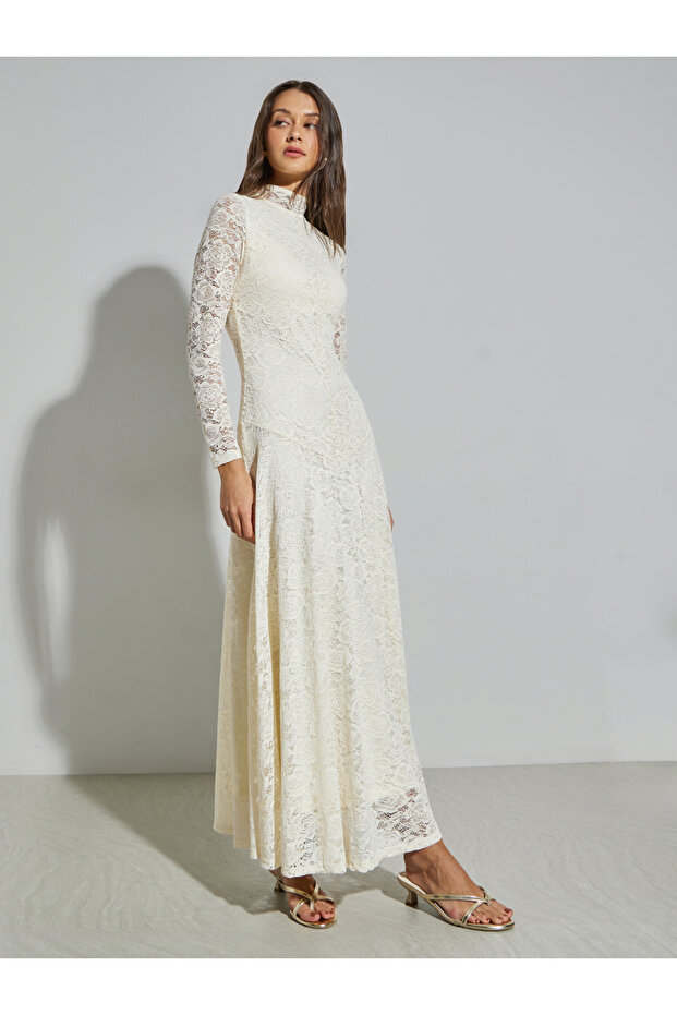 Off White Lace Maxi Dress with Long Sleeves